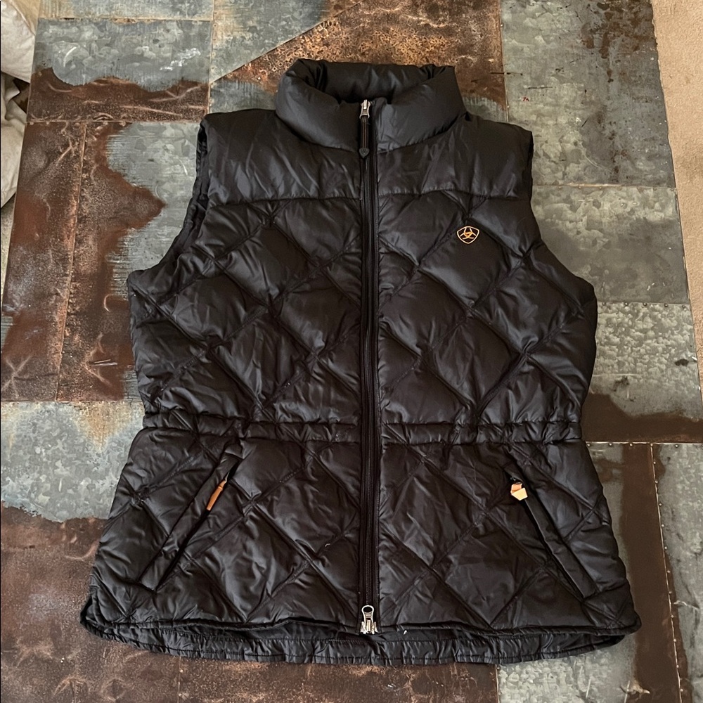 Ariat | Black Quilted Vest with Logo